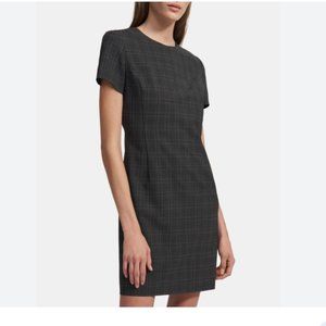 Theory subtle plaid, mini, short sleeve suit dress size 00 with pockets